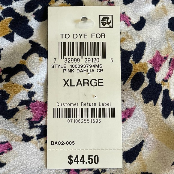 JM Collection Sleeveless Zip Front Top Geometric - Picture 6 of 9